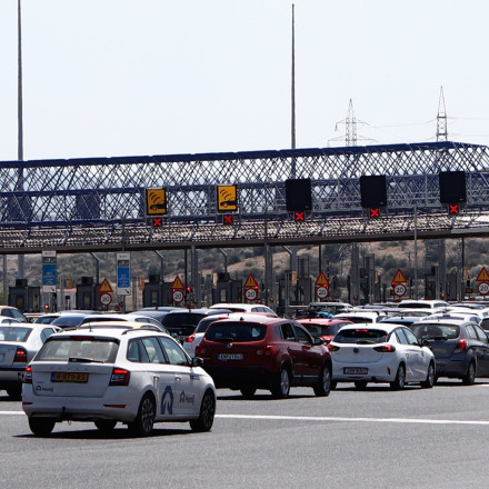 Αγίου Πνεύματος 2024: Τα μέτρα της Τροχαίας - Τι ισχύει για τα φορτηγά