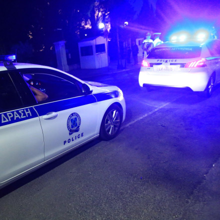 Έκρηξη σε παράρτημα του υπουργείου Μεταφορών στον Άγιο Δημήτριο
