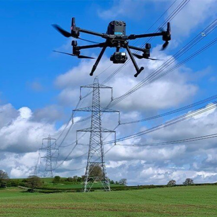 «Απαγορεύεται η χρήση drones κατά τη διάρκεια φωτιάς» - Αυστηρή οδηγία από την Πολιτική Αεροπορία