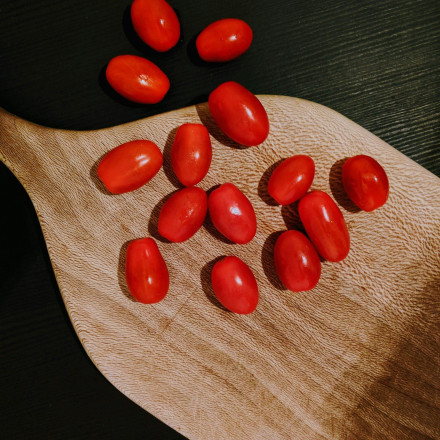 Ακρίβεια: Ντομάτα «βελανίδι» έως 1,30 ευρώ το κιλό από τον παραγωγό - Τη βρήκαμε στα 8 ευρώ...