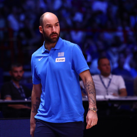 «Η Μπάγερν Μονάχου εξετάζει τον Βασίλη Σπανούλη στον πάγκο μαζί με τον Νίκο Ζήση»