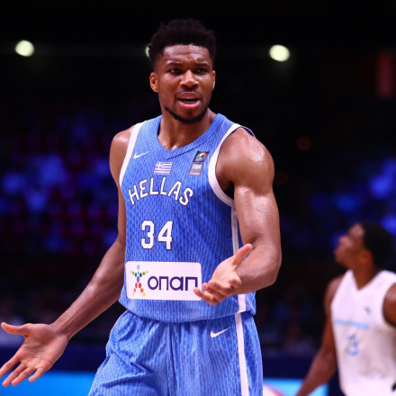 Ασταμάτητη Εθνική, διέλυσε τις Μπαχάμες με Giannis και πάει φορτσάτη στο Προολυμπιακό [vid]