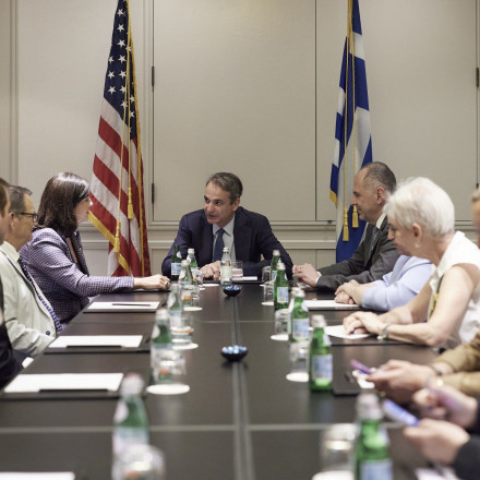 Ο Κυριάκος Μητσοτάκης συναντήθηκε με Αμερικανούς βουλευτές ελληνικής καταγωγής