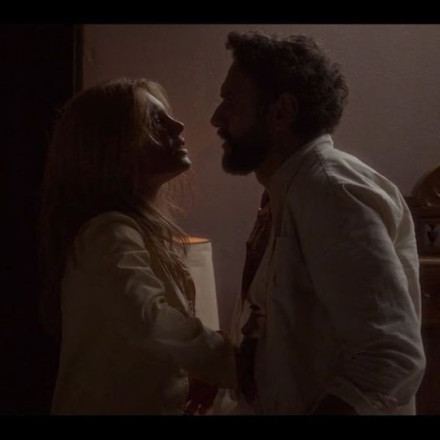 «Για όλες μας»: Η συγκλονιστική στιγμή που η Ιουλία δολοφονεί τον κακοποιητή της