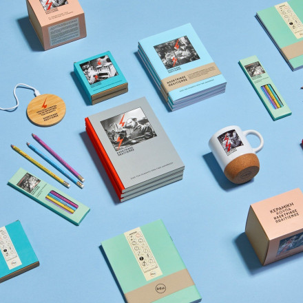 ΔΕΗ: Συλλογή προϊόντων Ηλεκτρικός Πολιτισμός από το ιστορικό αρχείο στο πράσινο αύριο