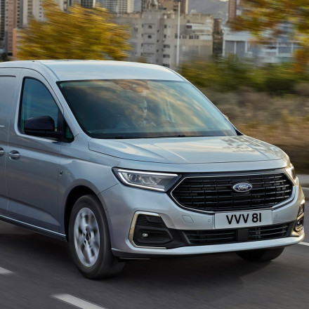 Διάκριση των επαγγελματικών μοντέλων Ford Pro στο Euro NCAP