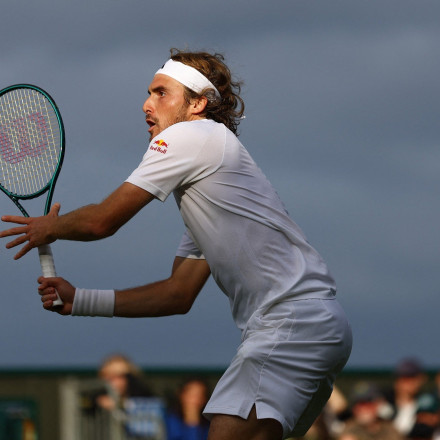 Δυσκολεύτηκε αλλά έκανε τη δουλειά ο Τσιτσιπάς και προκρίθηκε στον 3ο γύρο του Gstaad Open