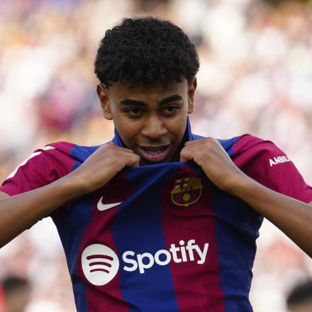 Απίστευτο: Ποια φανέλα είναι η πιο ακριβή ανάμεσα σε Γιαμάλ, Μέσι και Εμπαπέ