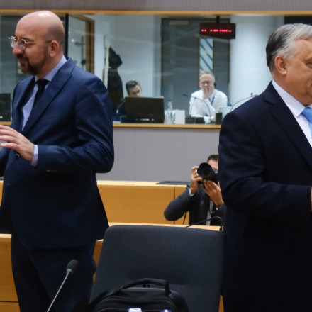 «Πόλεμος» Σαρλ Μισέλ - Βίκτορ Ορμπάν για το ποιος εκπροσωπεί την Ευρωπαϊκή Ένωση