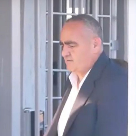 Εκτός φυλακής ο Φρέντι Μπελέρης - Στις 12:30 φτάνει Αθήνα, πότε ορκίζεται στο Στρασβούργο