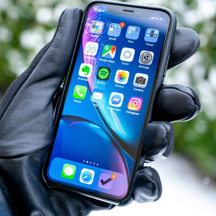 «Καμπανάκι» από την Apple: Χάκερς στοχεύουν σε 1,5 δισ. συσκευές - Τι να προσέχετε