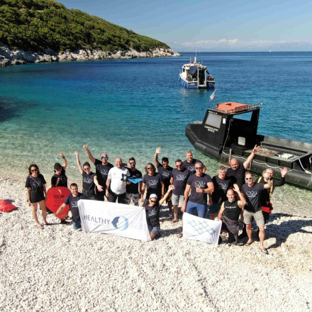 Η Hyundai και η Healthy Seas καθαρίζουν τη θάλασσα στη Δυτική Ελλάδα