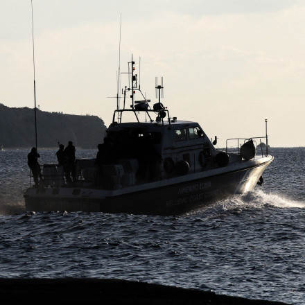 Διάσωση 59 μεταναστών νότια της Κρήτης - Επιχείρηση με Frontex και γαλλικό πολεμικό