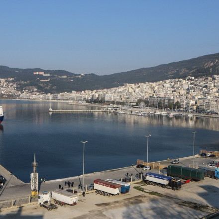 Καβάλα: Σύγκρουση αλιευτικού και τουριστικού σκάφους μέσα στο λιμάνι - Συνελήφθησαν τρεις Καβάλα: Σύγκρουση αλιευτικού και τουριστικού σκάφους μέσα στο λιμάνι - Συνελήφθησαν τρεις