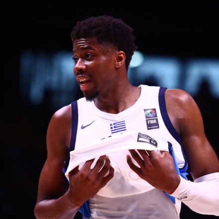 Χάνει τους Ολυμπιακούς Αγώνες ο Κώστας Αντετοκούνμπο