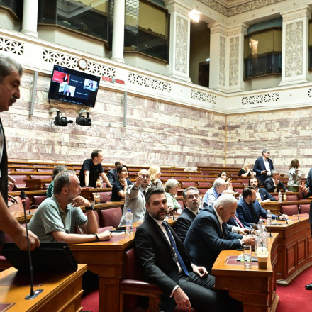 Πολάκης: Πήγε κουνώντας το δάχτυλο στην Κ.Ο. και ο Φάμελλος τον έδιωξε - Ο έντονος διάλογος