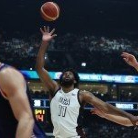 Αποδοκιμασίες για Εμπίντ στο Παρίσι: «Δώσε μας πίσω το διαβατήριο» [vid]