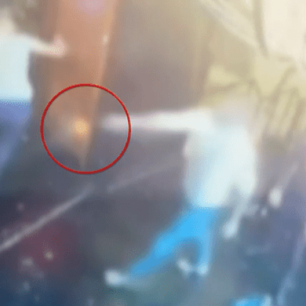 Ξύλο και πυροβολισμοί σε νυχτερινό κέντρο στο Γκάζι: Βίντεο-σοκ από τη δράση των μπράβων-εκβιαστών