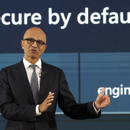 CEO της Microsoft για μπλακ άουτ: Καθοδηγούμε τους πελάτες για να επαναφέρουν τα συστήματά τους