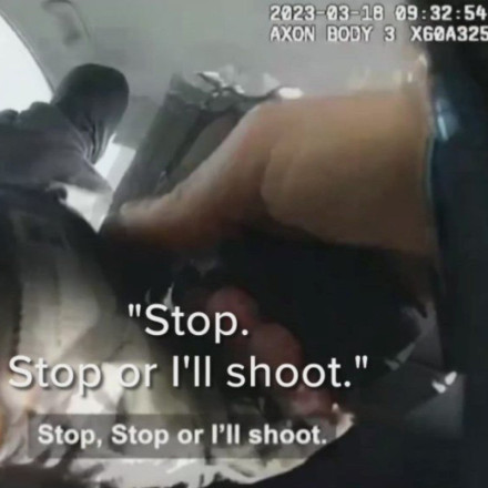 ΗΠΑ: Αστυνομικός εκτέλεσε πισώπλατα νεαρό Αφροαμερικανό σε αυτοκίνητο εν κινήσει [vid+pics]