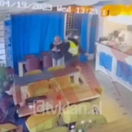 Αλβανία: Εν ψυχρώ εκτέλεση επιχειρηματία με 7 σφαίρες μέσα στο κατάστημά του [vid]