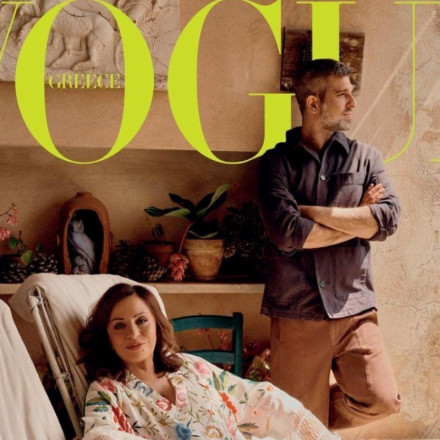 Χάρις Αλεξίου στη Vogue: Φωτογραφίζεται για πρώτη φορά με τον γιο της