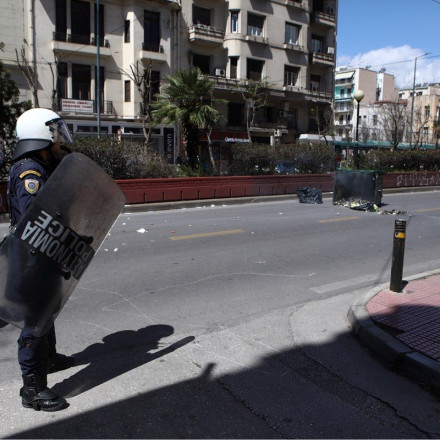 ΑΣΟΕΕ: Συνελήφθη ο αστυνομικός που πυροβόλησε στον αέρα [vid]