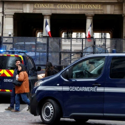 Γαλλία: Το Συνταγματικό Συμβούλιο επικυρώνει τα βασικά σημεία της συνταξιοδοτικής μεταρρύθμισης
