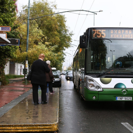 ΜΜΜ: Τροποποιήσεις στα δρομολόγια - Πως θα κινηθούν την Τρίτη του Πάσχα