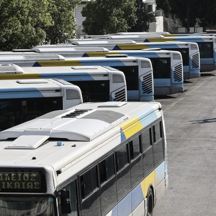 ΣΥΡΙΖΑ: Ανακοίνωση για τις απευθείας αναθέσεις στις αστικές συγκοινωνίες - «Η νέα Βουλή δεν θα καλύψει όσα έκαναν οι 'γαλάζιες ακρίδες'»