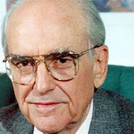 Ανδρέας Παπανδρέου: Πρώτα σε προσφορές τα ιστορικά γυαλιά του - Δημοπρασία για φιλανθρωπικό σκοπό