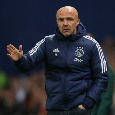 Ολυμπιακός: Ο Άλφρεντ Σρέντερ στην Ελλάδα για συζητήσεις με τη διοίκηση της ΠΑΕ