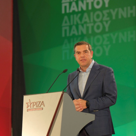 Τσίπρας: Αποκαλυπτήρια του προγράμματος ΣΥΡΙΖΑ για πρώτη κατοικία, κόκκινα δάνεια και ιδιωτικό χρέος