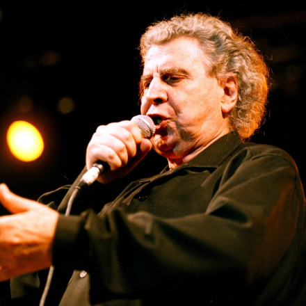 Είναι επίσημο: Στην μεγάλη οθόνη η ζωή του Μίκη Θεοδωράκη - Πότε θα προβληθεί και ποιος θα σκηνοθετήσει