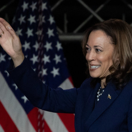 ΗΠΑ: Η Κάμαλα Χάρις αναδείχθηκε και επίσημα υποψήφια των Δημοκρατικών για την προεδρία