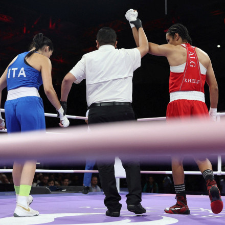 «Η πιο αγνή μορφή κακού»: Σφοδρές αντιδράσεις προκάλεσε η intersex πυγμάχος από την Αλγερία