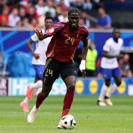 Ποδοσφαιριστής της Premier League ξεκίνησε καριέρα σε γνωστή πλατφόρμα μουσικής