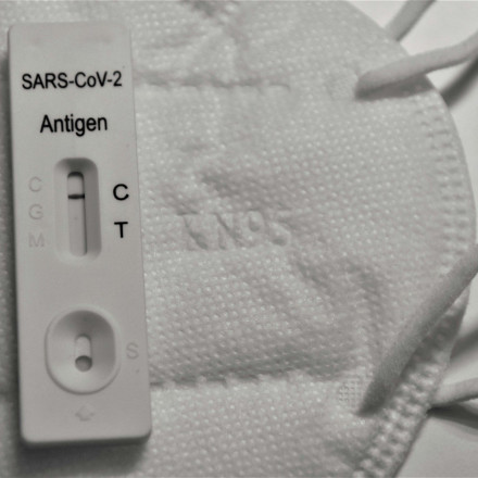 Κορονοϊός: Μειώνονται θάνατοι και κρούσματα - Πτώση στους σκληρούς δείκτες