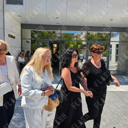 Σύζυγος Καραϊβάζ: Δεν υπάρχει δικαίωση στον θάνατο, σέβομαι την απόφαση του δικαστηρίου