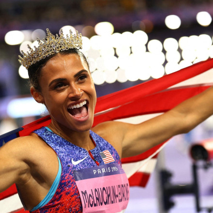 Τα... έσπασε ξανά όλα η «Βασίλισσα» ΜακΛάφλιν - Νέο παγκόσμιο ρεκόρ στα 400 μέτρα με εμπόδια [vid]