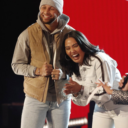 Έξαλλη η σύζυγος του Κάρι - Χτυπήθηκε το μωρό τους στο κεφάλι από την αστυνομία [vid]