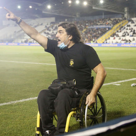 Θρήνος στην ΑΕΚ: «Έφυγε» ο αγαπημένος της «κιτρινόμαυρης» κερκίδας, Νίκος Ξηροκώστας