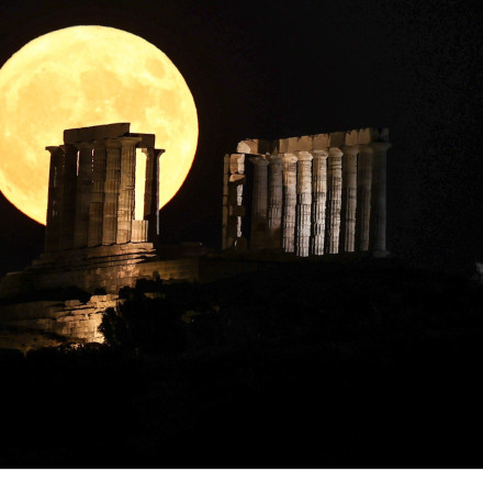 Αυγουστιάτικη Πανσέληνος: Δείτε το αναλυτικό πρόγραμμα των εκδηλώσεων σε όλη την Ελλάδα