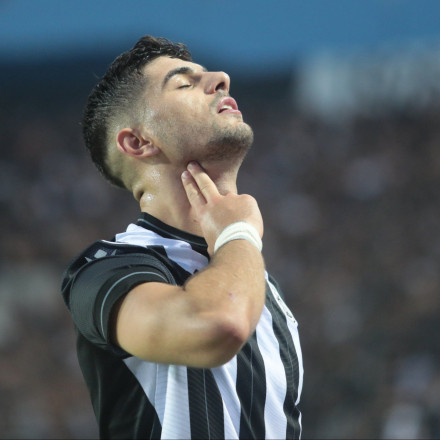 Σενάρια από Γερμανία για συμφωνία μεταξύ Άιντραχτ και Κουλιεράκη