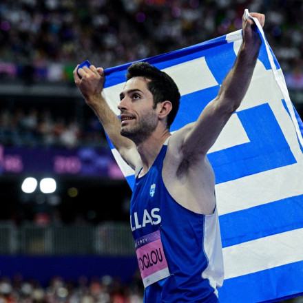 Ιστορική στιγμή: Ο Μίλτος Τεντόγλου άφησε ένα μόνιμο έκθεμα στο Ολυμπιακό Μουσείο της Λωζάνης