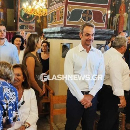 Στα Χανιά ο Κυριάκος Μητσοτάκης: «Η πολιτεία θα κινηθεί τάχιστα ώστε να αποζημιωθούν οι πυρόπληκτοι»