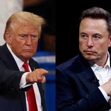 Την εκτόξευση του πυραύλου Starship παρακολούθησε ο Ντόναλντ Τραμπ μαζί με τον Έλον Μασκ στο Τέξας