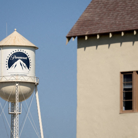 Έπεσε... τσεκούρι στην Paramount - Απολύονται 2.000 εργαζόμενοι