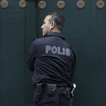 Κωνσταντινούπολη: 4 συλλήψεις για τη βεβήλωση του ελληνικού κοιμητηρίου στα Ταταύλα