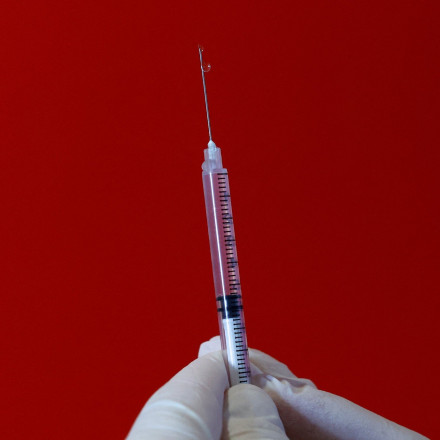 Μετά τις ΗΠΑ και η Ευρωπαϊκή Ένωση εγκρίνει εμβόλιο της Moderna κατά της βρογχιολίτιδας